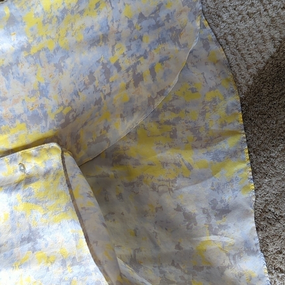 CAbi 100% Silk Sleeveless Blouse Top Buttons at Back - Picture 9 of 11